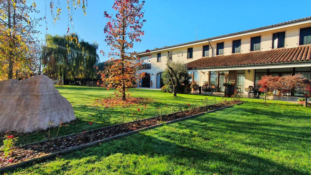 Agriturismo Il Cascinale Treviso Bagian luar foto